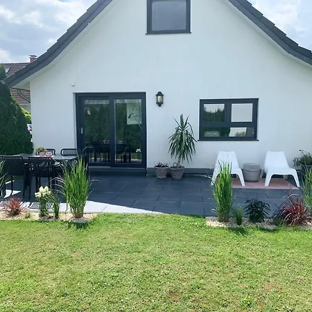 Casa Diego, Kleines Gemuetliches Haus Mit Garten Bielefeld